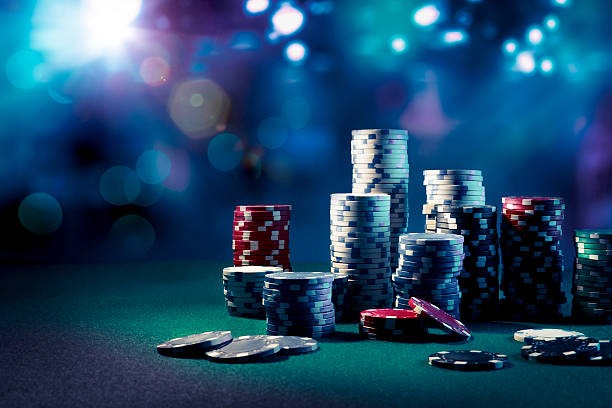 ezi Auto Roulette interface showing wheel animation and betting layout