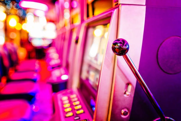 ezi Sakong live dealer table with multi-camera setup and live card feed